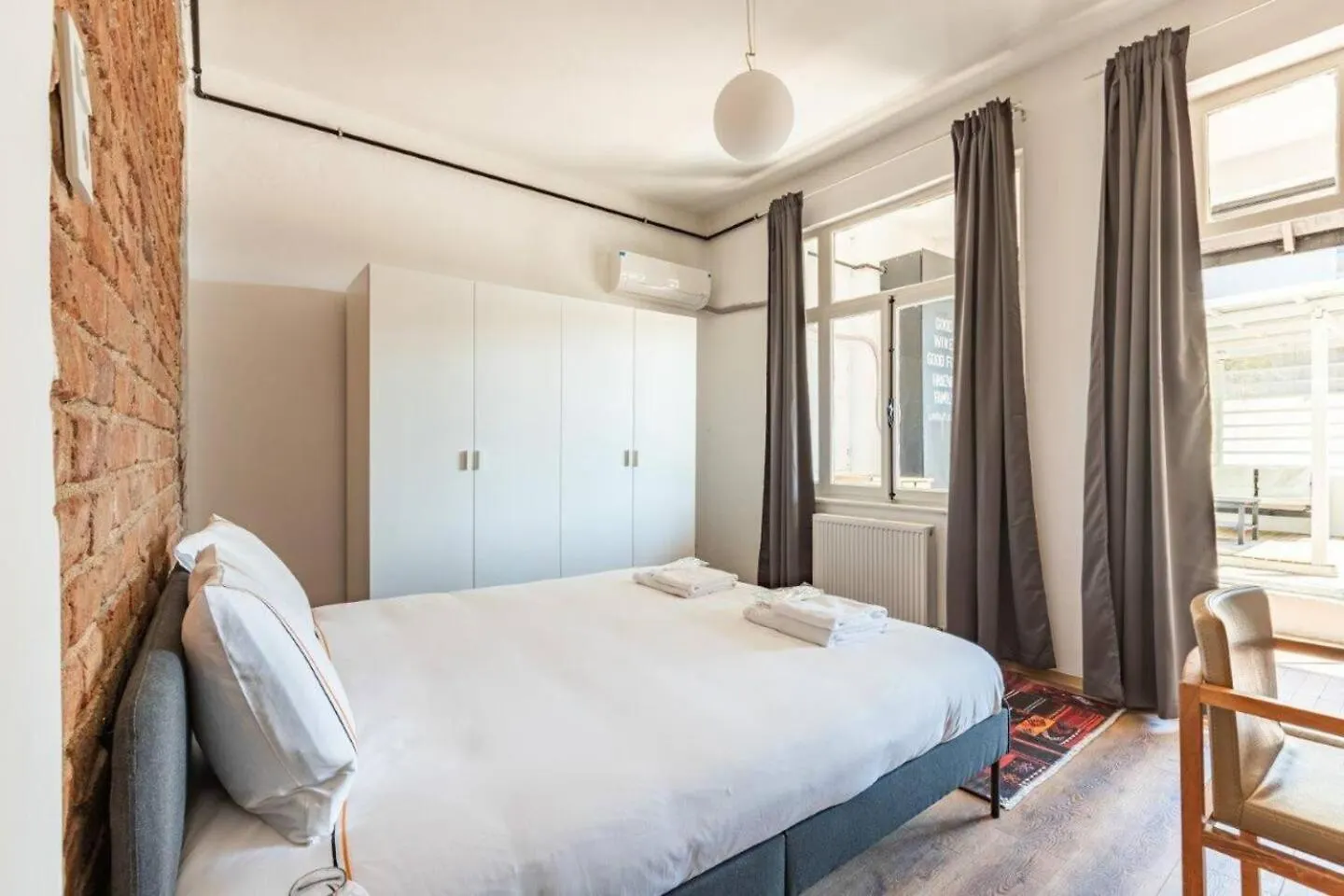 Daire Bright Gorgeous 3Bd Patio Home Ac! #360 İstanbul